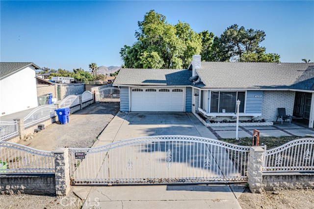 Detail Gallery Image 2 of 34 For 5270 Lucretia Ave, Jurupa Valley,  CA 91752 - 4 Beds | 2 Baths