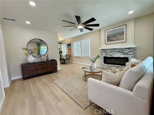 Detail Gallery Image 12 of 40 For 6161 Orange Ave, Long Beach,  CA 90805 - 3 Beds | 1/1 Baths