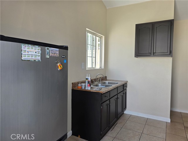 123 E Gage Avenue, Los Angeles CA: https://media.crmls.org/medias/11dc64a7-dfe9-42ee-a2d3-355a41965833.jpg