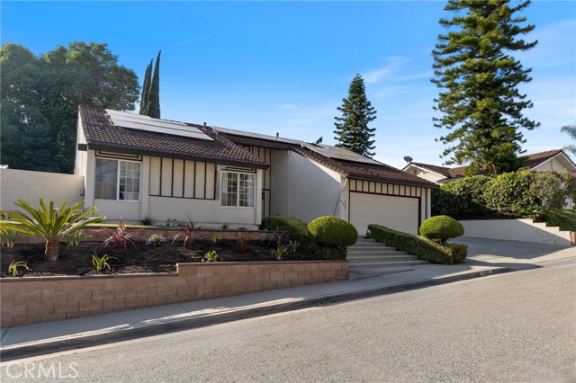 Detail Gallery Image 3 of 61 For 1319 via Esperanza, San Dimas,  CA 91773 - 6 Beds | 3 Baths
