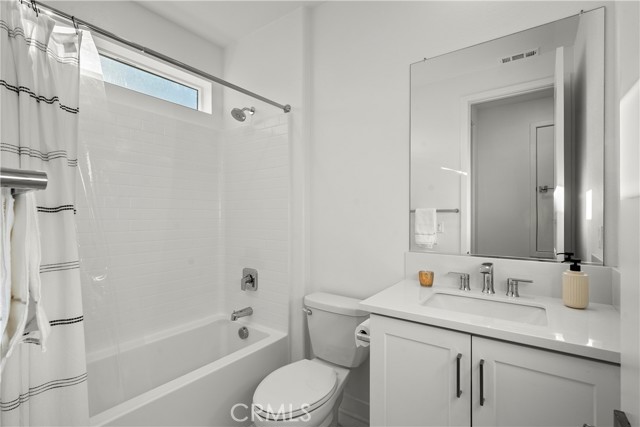 27246 Bush Mallow Court, Valencia CA: https://media.crmls.org/medias/11dd543e-8761-435a-b597-b51a25162e58.jpg