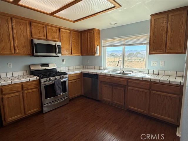 22665 Little Beaver, Apple Valley CA: https://media.crmls.org/medias/11dd7cea-0d1c-4237-9aaf-527cc34d418d.jpg