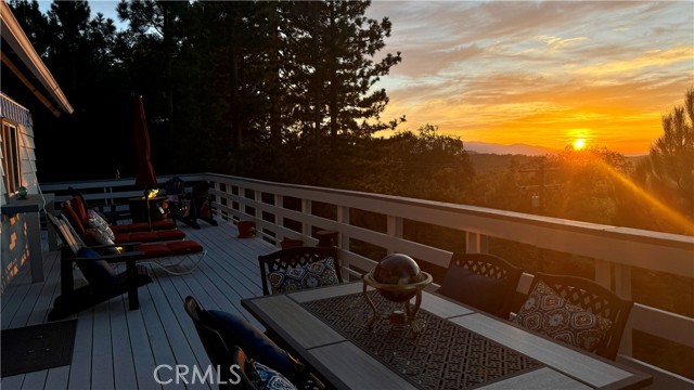 Detail Gallery Image 4 of 32 For 28935 Banff, Lake Arrowhead,  CA 92352 - 3 Beds | 1/1 Baths