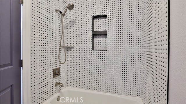 2431 Elizabeth Court, Upland CA: https://media.crmls.org/medias/11ddeabd-6ace-4195-89a0-eb6f9709a93f.jpg