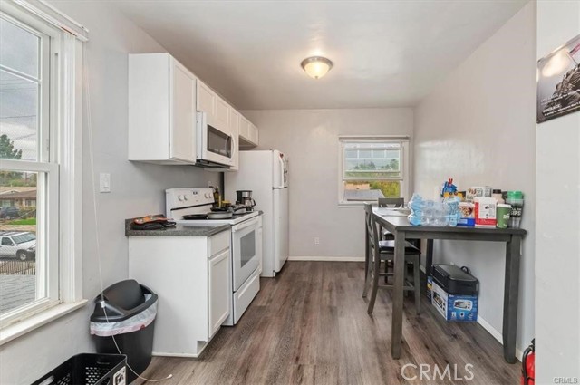 Detail Gallery Image 27 of 32 For 323 E Colton, Redlands,  CA 92374 - – Beds | – Baths