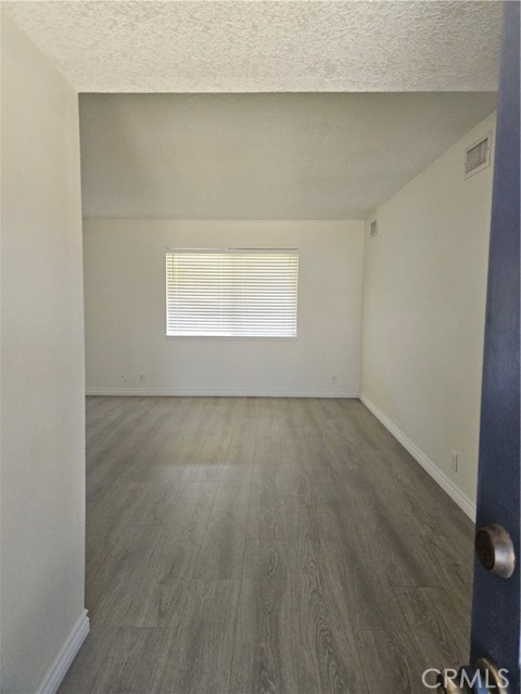 330 W Payson Street, Glendora CA: https://media.crmls.org/medias/11e0b3f6-824b-42c0-8ce4-096010ebb1f3.jpg