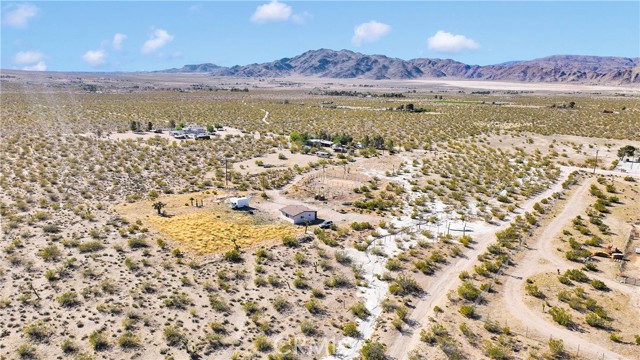 Detail Gallery Image 20 of 32 For 30229 Bourbon Rd, Lucerne Valley,  CA 92356 - 1 Beds | 1 Baths