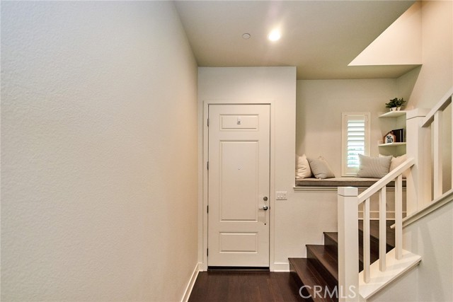 320 Magnet, Irvine CA: https://media.crmls.org/medias/11e1a2f2-9fd2-4874-9d10-e3a1ebe7b1c1.jpg