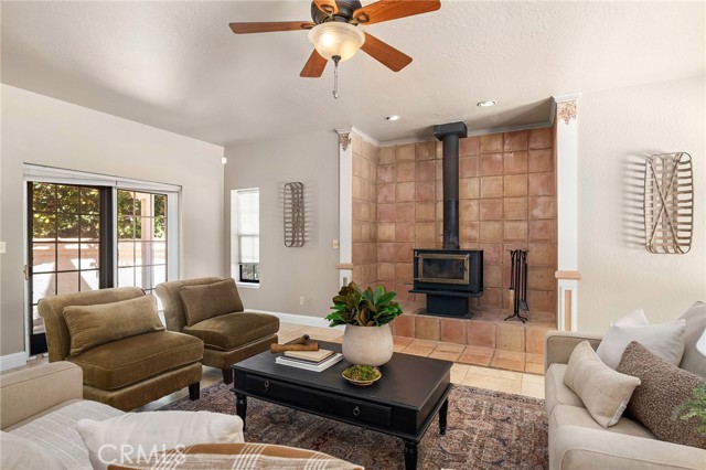 4680 Songbird, Chico CA: https://media.crmls.org/medias/11e22182-d634-4178-9fdd-f395bcea9c13.jpg