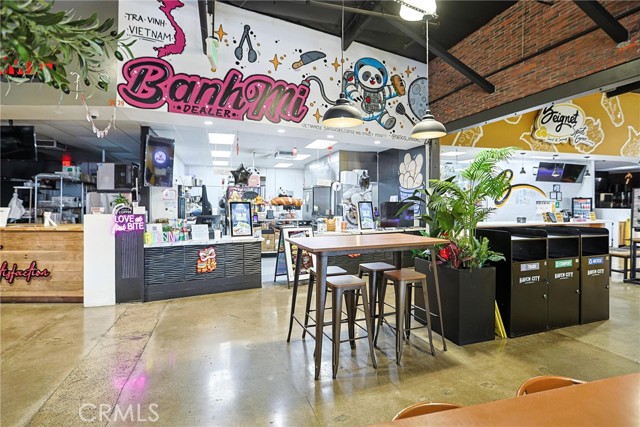 989 S Glendora Avenue, West Covina CA: https://media.crmls.org/medias/11e272ea-2d52-4558-a0fb-530ce1a44373.jpg