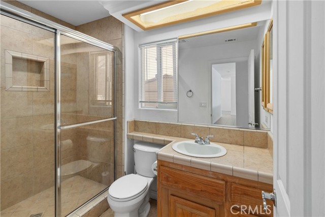 18075 Lakeview Drive, Victorville CA: https://media.crmls.org/medias/11e2cdec-5df8-443a-b082-88755d92aca4.jpg