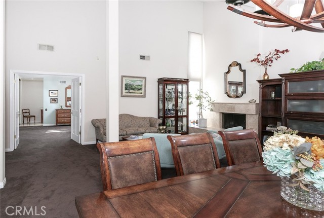 3033 Hopeton Road, La Crescenta CA: https://media.crmls.org/medias/11e30fff-c7fb-4301-a26b-4cbcc3089978.jpg