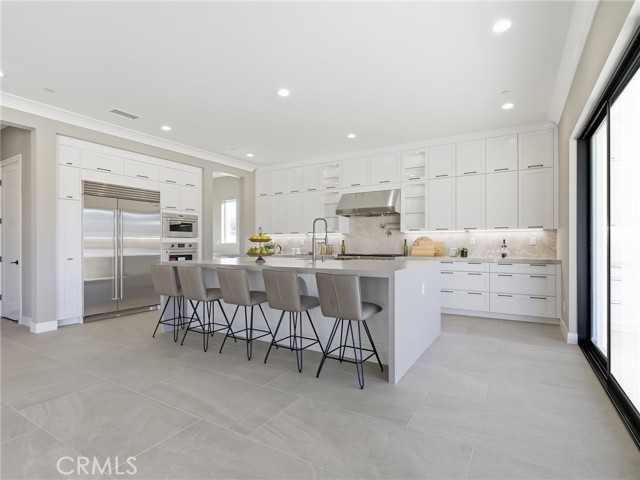 Detail Gallery Image 9 of 41 For 11913 Red Hawk Ln, Porter Ranch,  CA 91326 - 5 Beds | 5/1 Baths