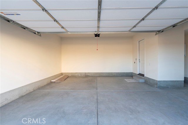 Detail Gallery Image 34 of 43 For 253 Westdale, Irvine,  CA 92618 - 4 Beds | 2/1 Baths