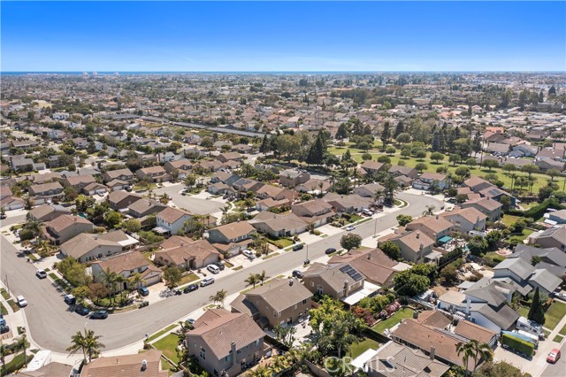 8787 Sunbird Avenue, Fountain Valley CA: https://media.crmls.org/medias/11e5993d-c74c-4b8f-b8bf-a7caf8098700.jpg