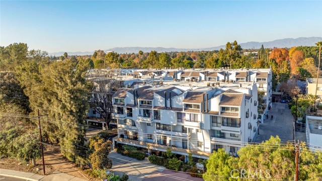 Detail Gallery Image 65 of 66 For 13331 Moorpark St #319,  Sherman Oaks,  CA 91423 - 2 Beds | 2 Baths