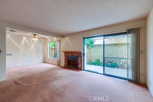 Detail Gallery Image 11 of 62 For 4194 Higuera St, Culver City,  CA 90232 - 2 Beds | 2/1 Baths