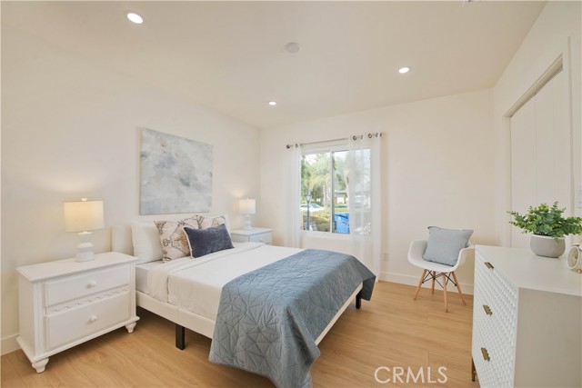 Detail Gallery Image 16 of 25 For 22330 Mobile St, Woodland Hills,  CA 91304 - 4 Beds | 2/1 Baths