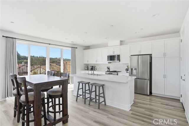 Detail Gallery Image 16 of 68 For 1172 Ginger Pl, Santa Maria,  CA 93455 - 3 Beds | 2/1 Baths