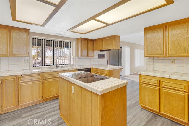 Detail Gallery Image 19 of 66 For 16466 Tude, Apple Valley,  CA 92307 - 4 Beds | 3 Baths