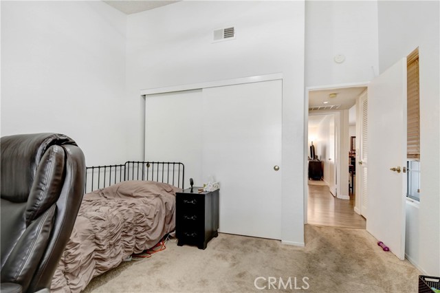 1355 Freedom Way, San Jacinto CA: https://media.crmls.org/medias/11e7cd1e-33dc-4976-ae18-f3c7e9379f6c.jpg