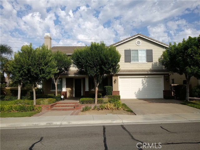 8266 Angeline Falls Way, Eastvale, CA 92880