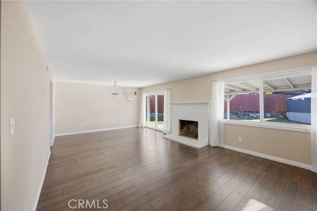 Detail Gallery Image 10 of 38 For 4975 Loris St, San Diego,  CA 92105 - 3 Beds | 2 Baths