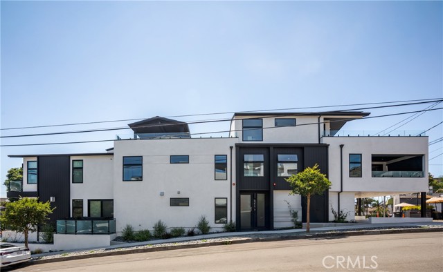 Detail Gallery Image 3 of 64 For 521 1/2 Iris Ave, Corona Del Mar,  CA 92625 - 2 Beds | 2/1 Baths