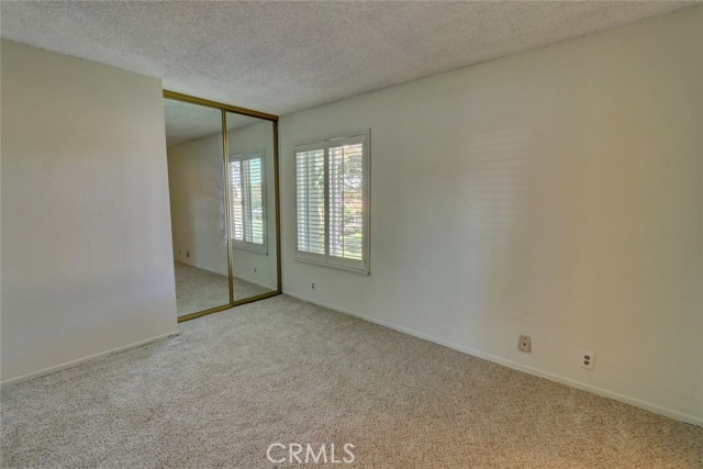 17077 Los Modelos Street, Fountain Valley CA: https://media.crmls.org/medias/11ec127b-13fe-4784-860a-b6c3e2d7afb5.jpg