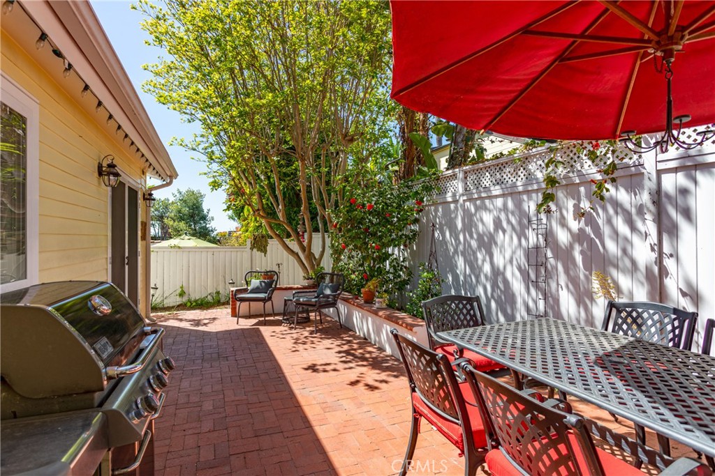674 Lombardy Lane