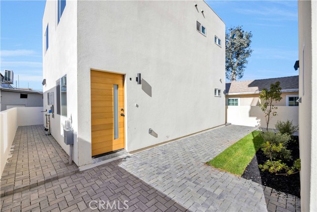 Detail Gallery Image 75 of 75 For 10905 Dalerose Ave, Inglewood,  CA 90304 - – Beds | – Baths