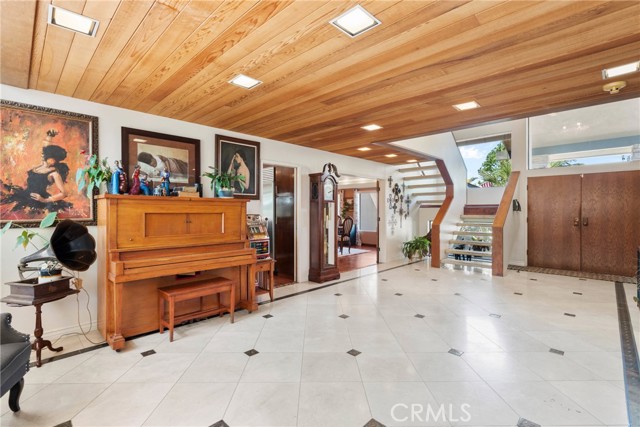 Detail Gallery Image 6 of 60 For 7805 Buena Tierra Ct, Bakersfield,  CA 93309 - 4 Beds | 4 Baths