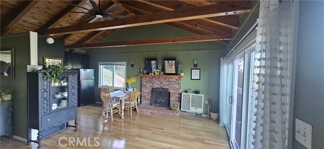 Detail Gallery Image 5 of 21 For 830 Chamois Dr, Crestline,  CA 92325 - 3 Beds | 2/1 Baths