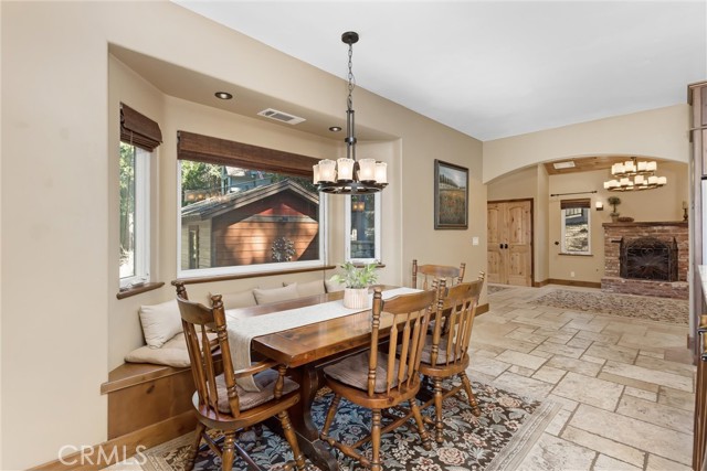 Image 11 of 39 For 1036 Venus Way