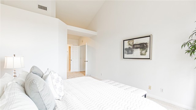 15 Via Athena, Aliso Viejo CA: https://media.crmls.org/medias/11ef66bd-a4ae-448c-91ef-4691ca37fe2f.jpg