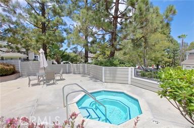 MLS #OC25034446 img 1