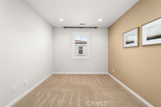 1419 N Indian Hill Boulevard, Claremont CA: https://media.crmls.org/medias/11eff092-d168-406a-91b2-1a7cd086485a.jpg