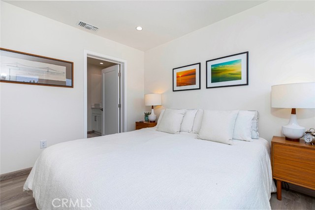 Detail Gallery Image 23 of 36 For 1754 N Berendo St #B,  Los Angeles,  CA 90027 - 3 Beds | 2/1 Baths