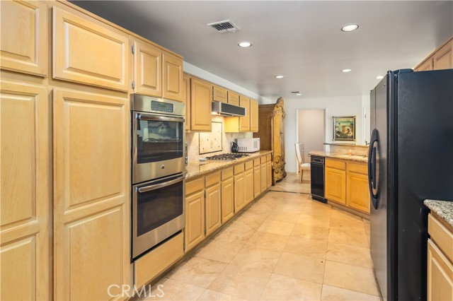 Detail Gallery Image 11 of 28 For 23043 Park Este, Calabasas,  CA 91302 - 3 Beds | 2 Baths