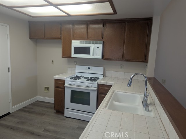 Detail Gallery Image 18 of 21 For 21345 via Del Lobo, Yorba Linda,  CA 92887 - 2 Beds | 2 Baths