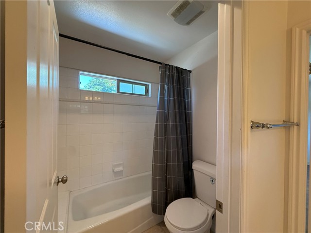 7532 Dashi Place, Canoga Park CA: https://media.crmls.org/medias/11f17ca8-7a88-4dcb-8964-ea8563445d52.jpg