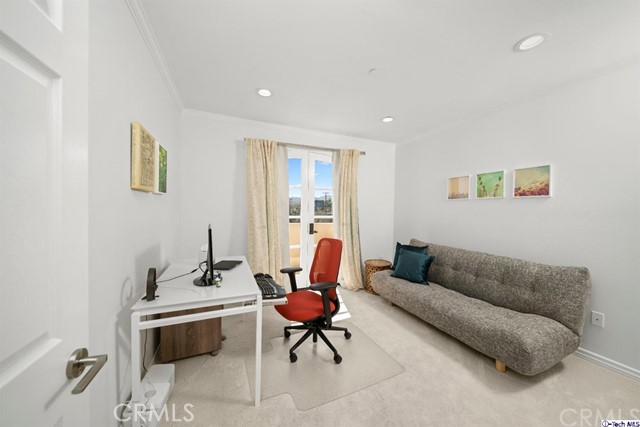 2 Bed Home for Sale in Valley Village, California