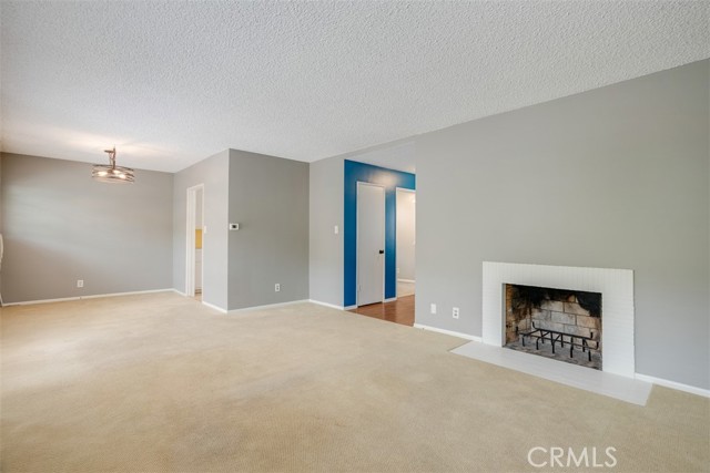 Detail Gallery Image 9 of 35 For 1906 Amber Ln, Burbank,  CA 91504 - 3 Beds | 1 Baths