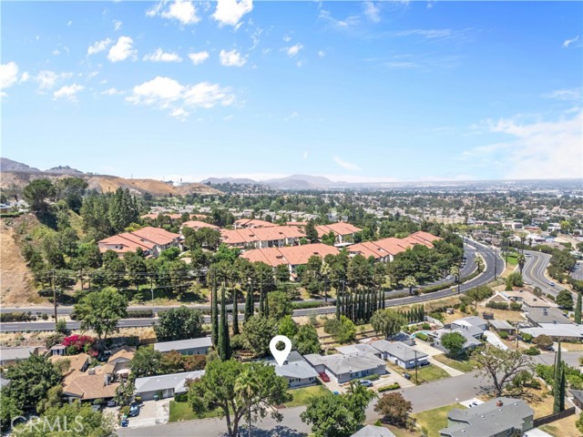 11170 Rosarita Drive, Loma Linda CA: https://media.crmls.org/medias/11f2d19a-ea2c-40e0-b4e0-5a911d4d353f.jpg