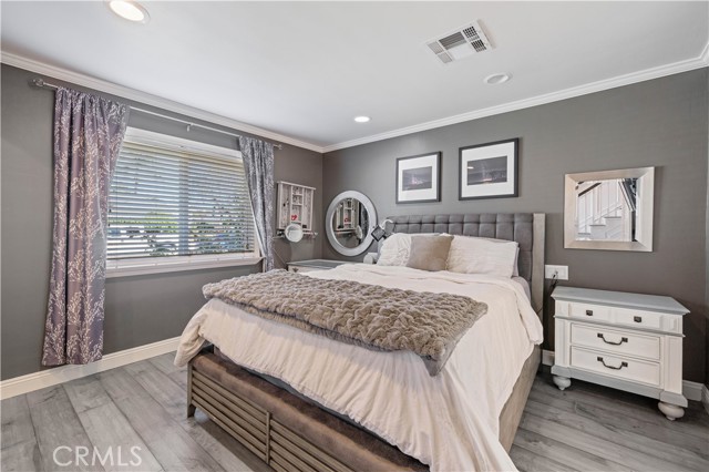 Detail Gallery Image 20 of 47 For 27933 Honeycomb Dr, Saugus,  CA 91350 - 4 Beds | 2/1 Baths