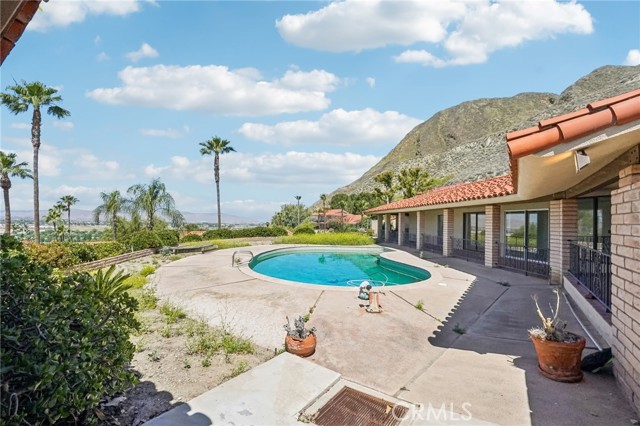 42131 San Jose Drive, San Jacinto CA: https://media.crmls.org/medias/11f3fa7e-b771-40a1-9060-95828b22ff90.jpg