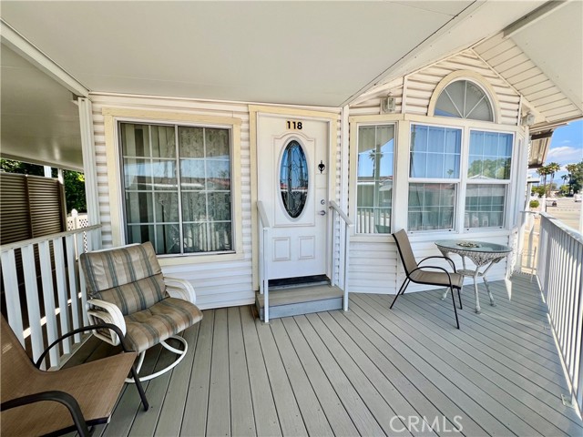 1295 S Cawston Avenue, Hemet CA: https://media.crmls.org/medias/11f4418e-e66c-44ca-b0d4-8e26811ada12.jpg