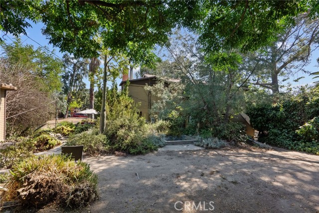 10025 Covert Avenue, Tujunga CA: https://media.crmls.org/medias/11f4933a-b419-4793-9519-b75a23e340ba.jpg