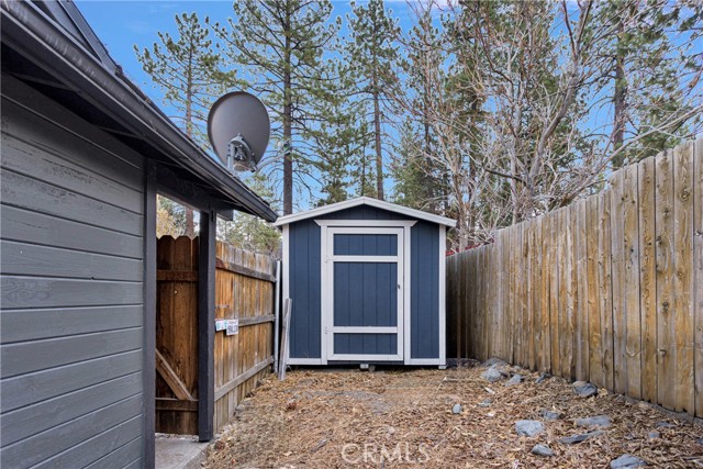 Detail Gallery Image 20 of 30 For 1575 Barbara St, Wrightwood,  CA 92397 - 2 Beds | 1 Baths