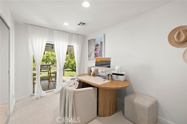 20352 Laguna Canyon Road, Laguna Beach CA: https://media.crmls.org/medias/11f4f4c0-9194-4335-b4ae-f47b30664ba9.jpg